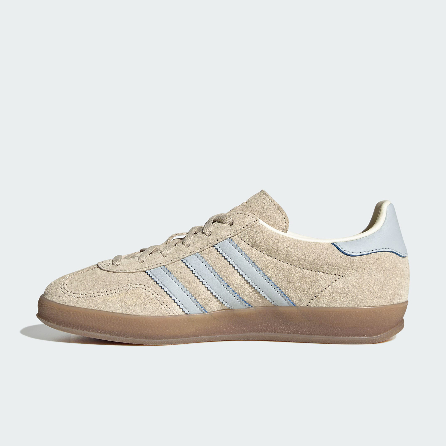 حذاء أديداس الأصلي للنساء بتصم - مراجعة Adidas Shoes Samba وسعره